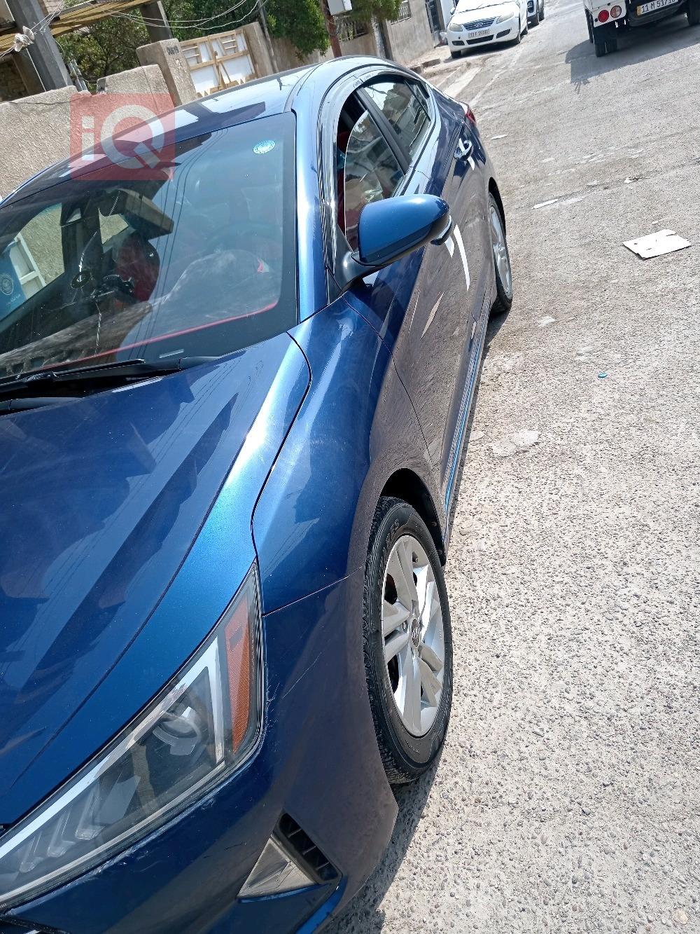 هیوندای ئەلەنترا